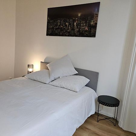 Appartement A Paris Clichy Exterior foto