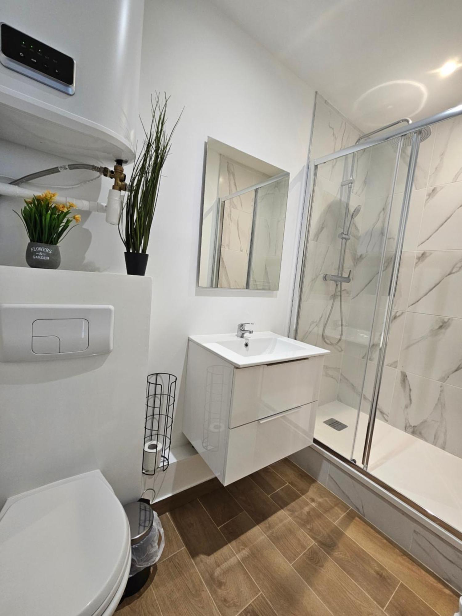 Appartement A Paris Clichy Exterior foto